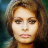 Victoria Robertson/(Fl mom)