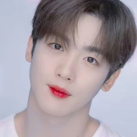 คิม ซอจุน:น้องนอ./แฝดพี่