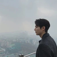 Mr.Lee