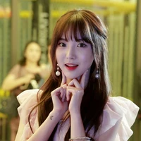 เนม(พี่สาวนางเอก)