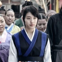 มี ซองบี(ผู้ติดตามฮวายอน)