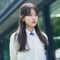 Queen arra