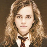 Hermione🧐🤓