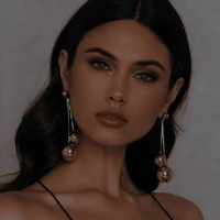 Magali De luca{Keren moretti}
