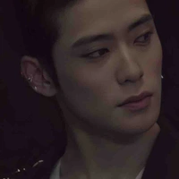 ฟอสเตอร์:พ่อพระเอก