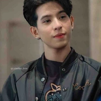 ริว:มือซ้ายพระเอก