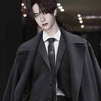 เอเรน:พระเอก