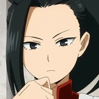 momo yaoyorozu