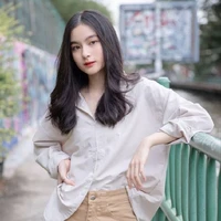Anastasya bintang Leonard