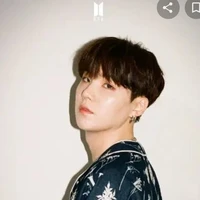 JEON YOONGI (SUGA)