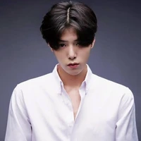 เบส(เลขาพระเอก)