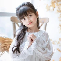 โมเม(เพื่อนสมัยเด็ก)