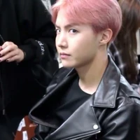 เจมส์(ลูกน้องพระเอก)