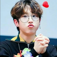 🐝°lee fino°🐝