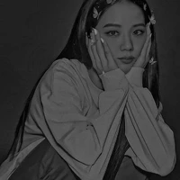 ซูน่า(พี่พระเอก//รุ่นพี่นางเอก)