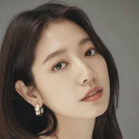 Park Shin Hye ( mama jisoo )