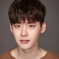 Lee Jong suk ( papa hyunjenroslis )