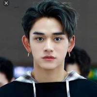 Lucas ( adik jinsoo )