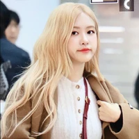 Park Chaeyoung (rose)
