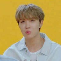 Jung HoSeok (Jhope)