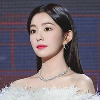 Irene (momy Elisa dan Jeno)