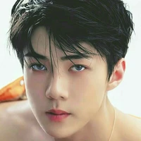 Sehun(papa Jeno dan Elisa)