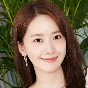 YOONA [GURU]