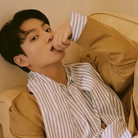 JEON JUNGKOOK DEALOVA