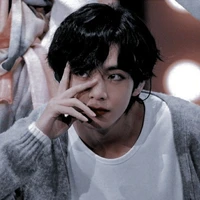 V ✌️