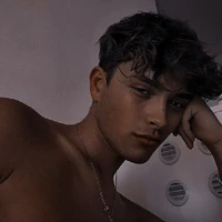 Leo Grey