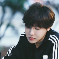 เจ-โฮป~🍀