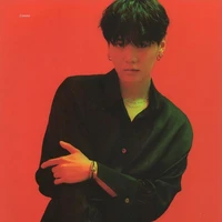 Yoongi (Suga) (Kitty)