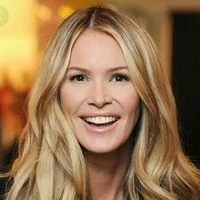 Adriana white /fl mom