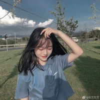 นมกล้วย(เพื่อนนางเอก)