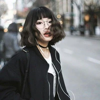 นีน่า นอ.