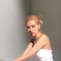 BULAN PERMATA