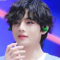 KIM TAEHYUNG(TAETAE)