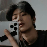 กาย (พระเอก+เพื่อนในกลุ่มดิว)