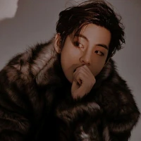 『𒆜𝑻𝒂𝒆𝒉𝒚𝒖𝒏𝒈⚤』