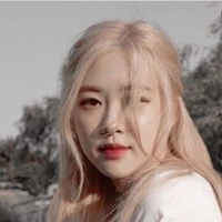 ไอซ์(เพื่อนนางเอง)
