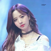 Bona Ji-yeon Manoban ( Mrs. Manoban )