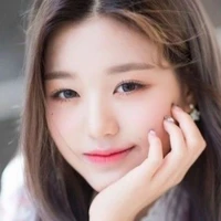 Rena farasya laureans (sahabat Kayla)