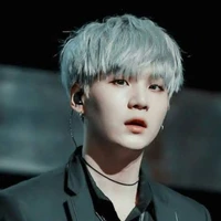 Yoongi ( Suga )