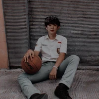Author Bucin Chanyeol