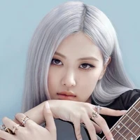 Min chaeyoung (rose)