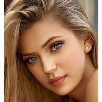 alexandra vincent Alpine / ayesha/fl