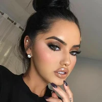 Sara Leon