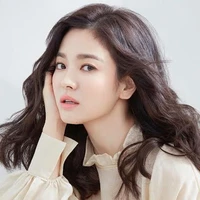 Kim Hye-Kyo(momy BTS)