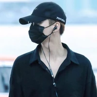 Min Yoongi ( Suga )