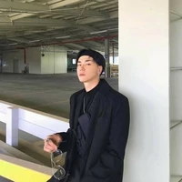 เทเล่อร์(พ่อพระเอก)